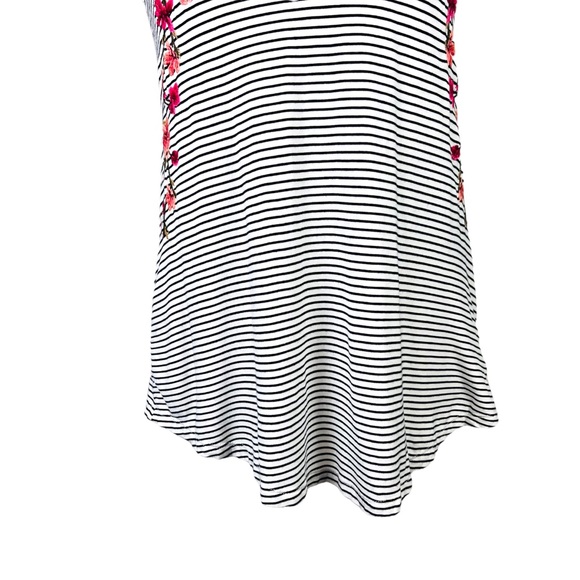 America Eagle Soft And Sexy Striped Embroidered Tank Top - Picture 3 of 8